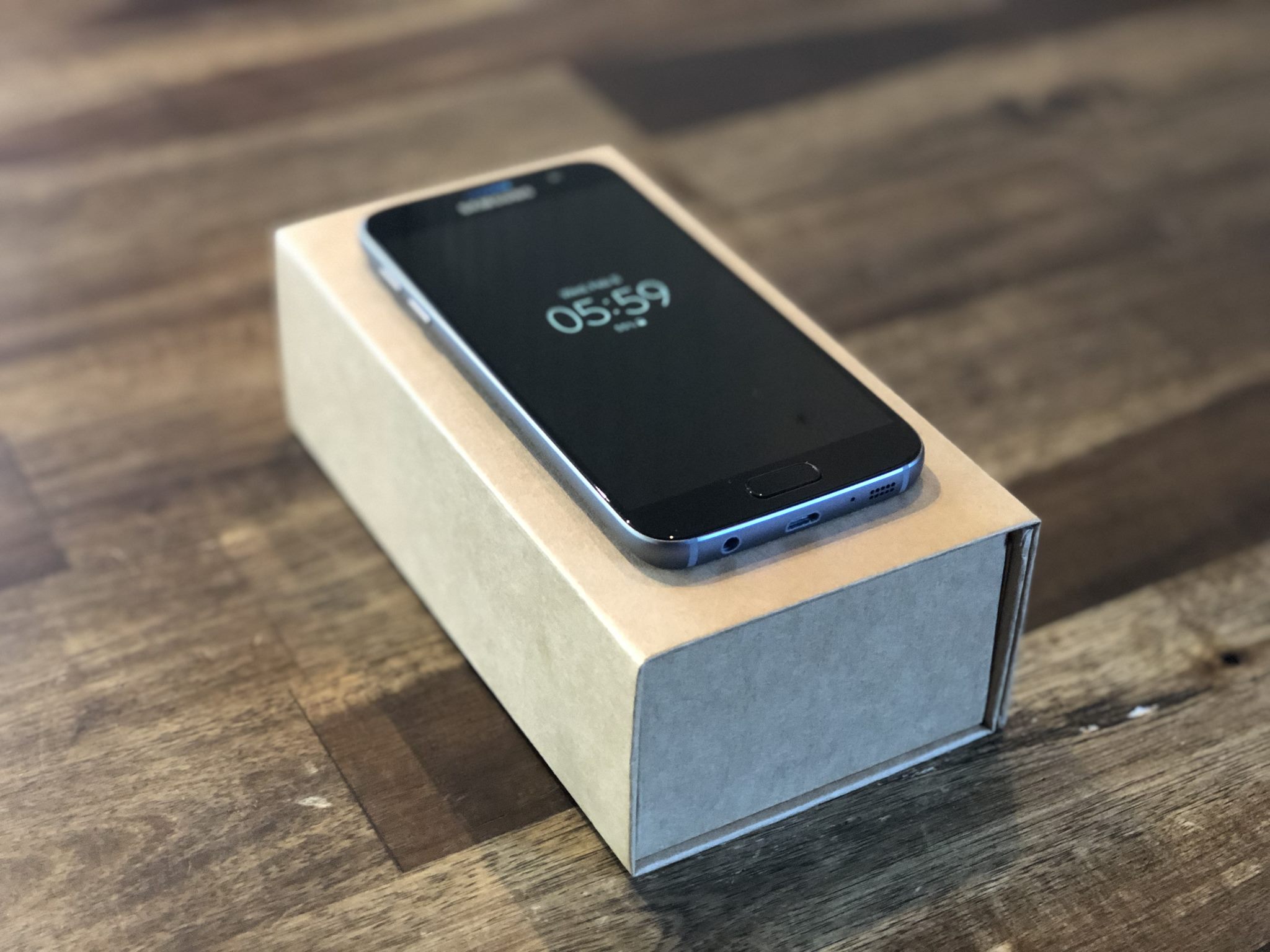 Samsung Galaxy S7 32GB - Refurbished