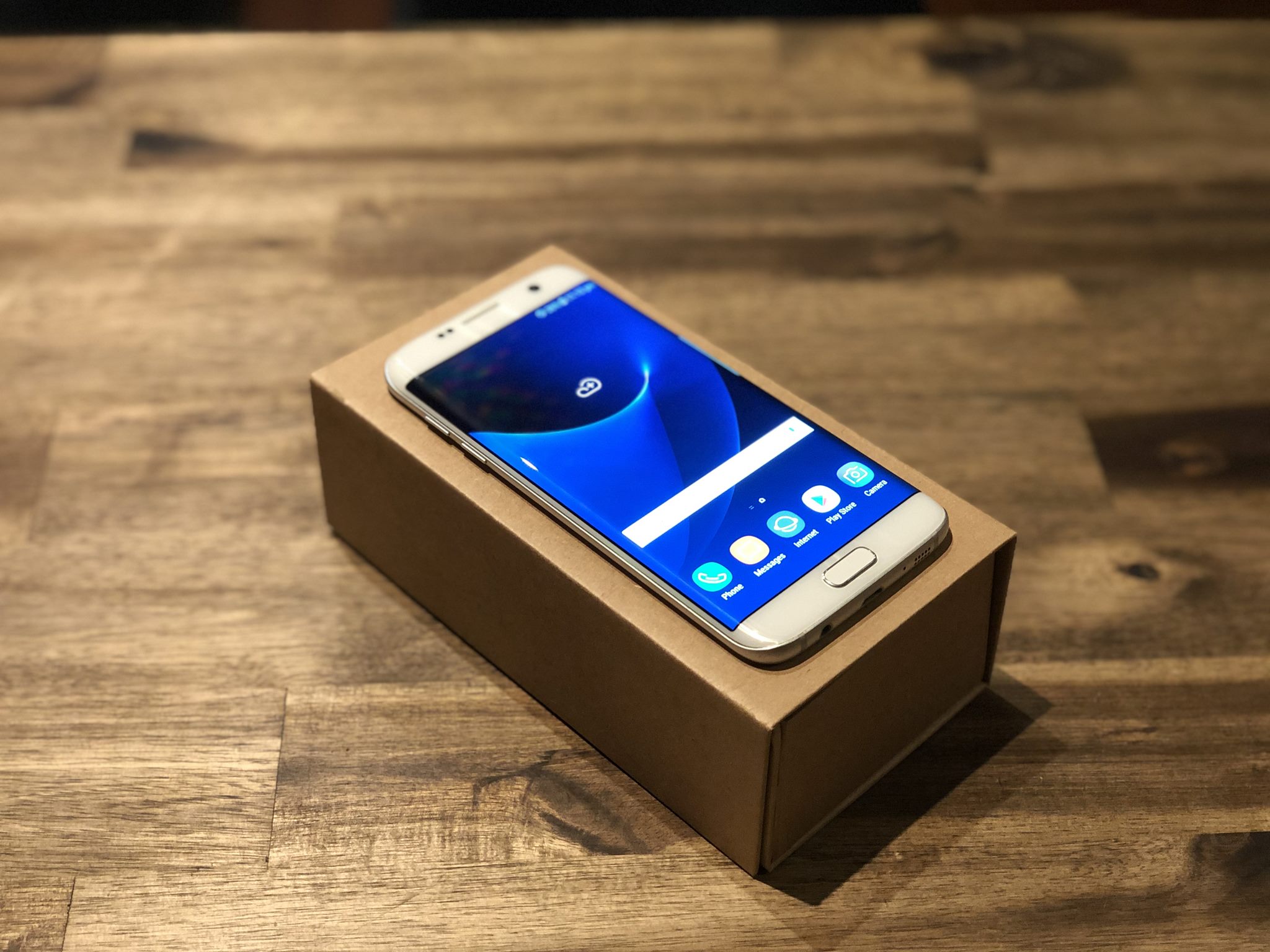 Samsung Galaxy S7 Edge 32GB - Refurbished