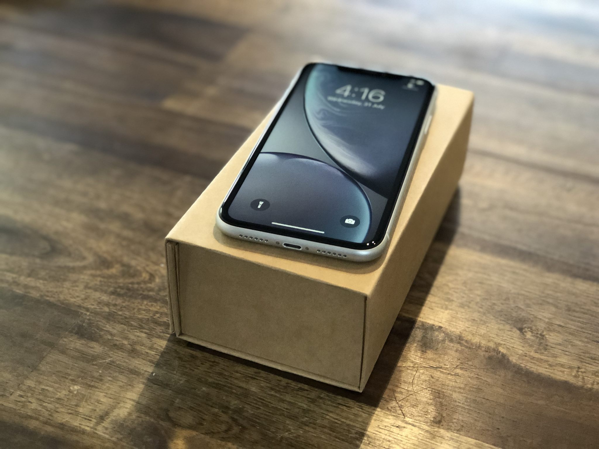 iPhone XR 64GB – Excellent Condition - Image 9